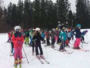 Seznámení s terénem - 1.den (soutěže na lyžích)