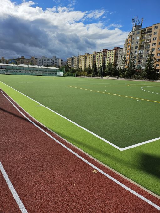 Velké fotbalové hřiště Velké fotbalové hřiště